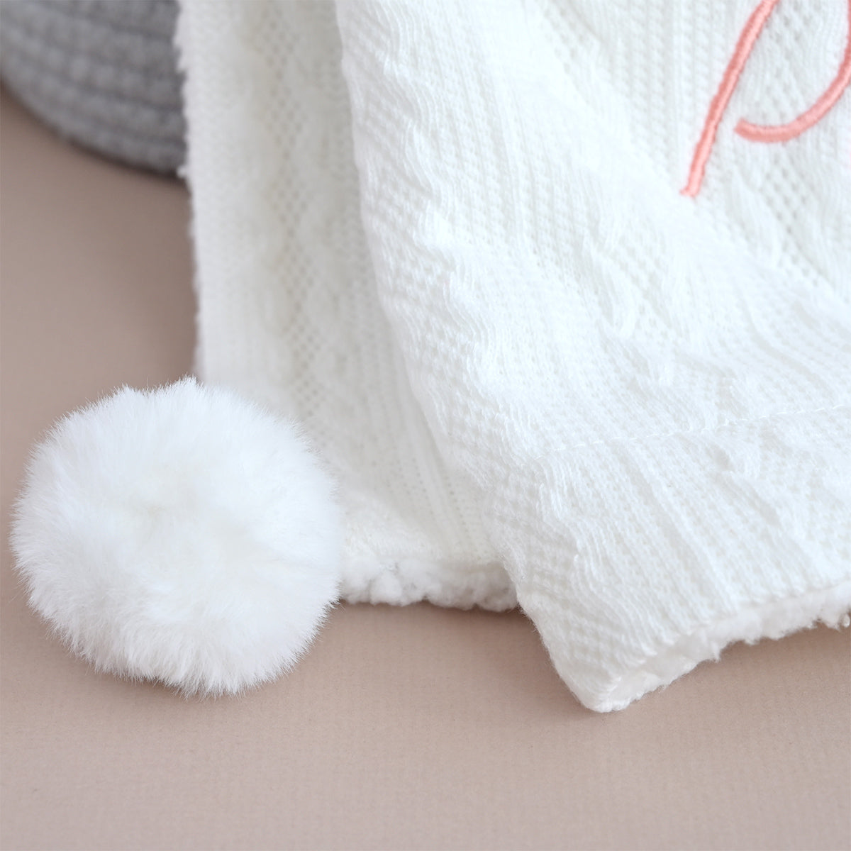 pom pom baby blanket